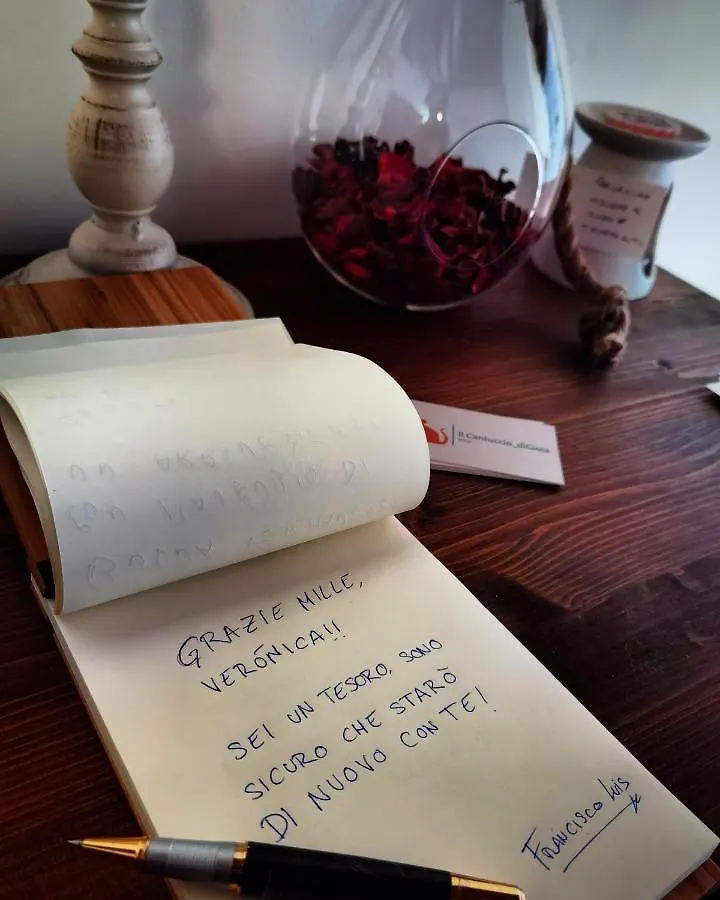 Alojamento de Acomodação e Pequeno-almoço Il Cantuccio Di Gioia Bréscia Itália