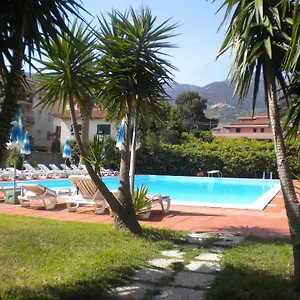 *** Hotel Marinella Italia